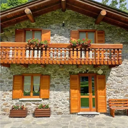 Dolce Holiday home Gerola Alta